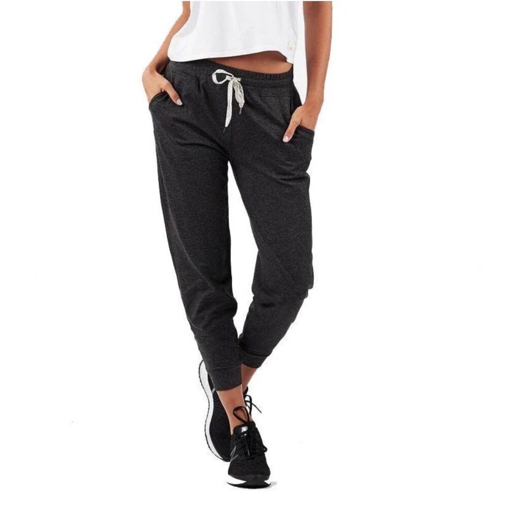 Vuori Gray Charcoal Performance Joggers Pants Womens Size XL Athletic Activewear